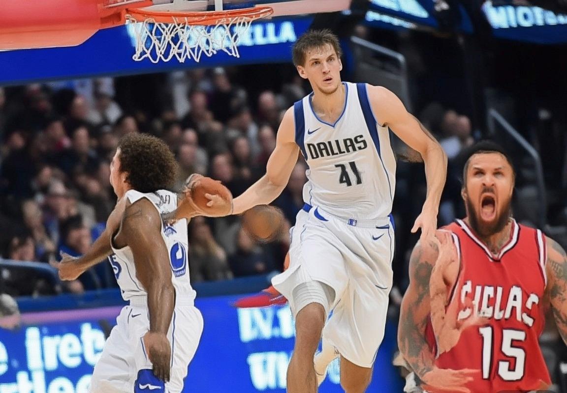 东契奇领航独行侠逆风翻盘，爵士美航中心胜梦成空